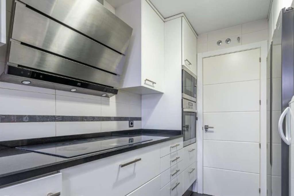 Impresionante Apartamento De 4 Dormitorios 3 Banos Y 2 Plazas De Garaje Мадрид Экстерьер фото