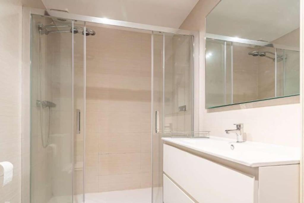 Impresionante Apartamento De 4 Dormitorios 3 Banos Y 2 Plazas De Garaje Мадрид Экстерьер фото